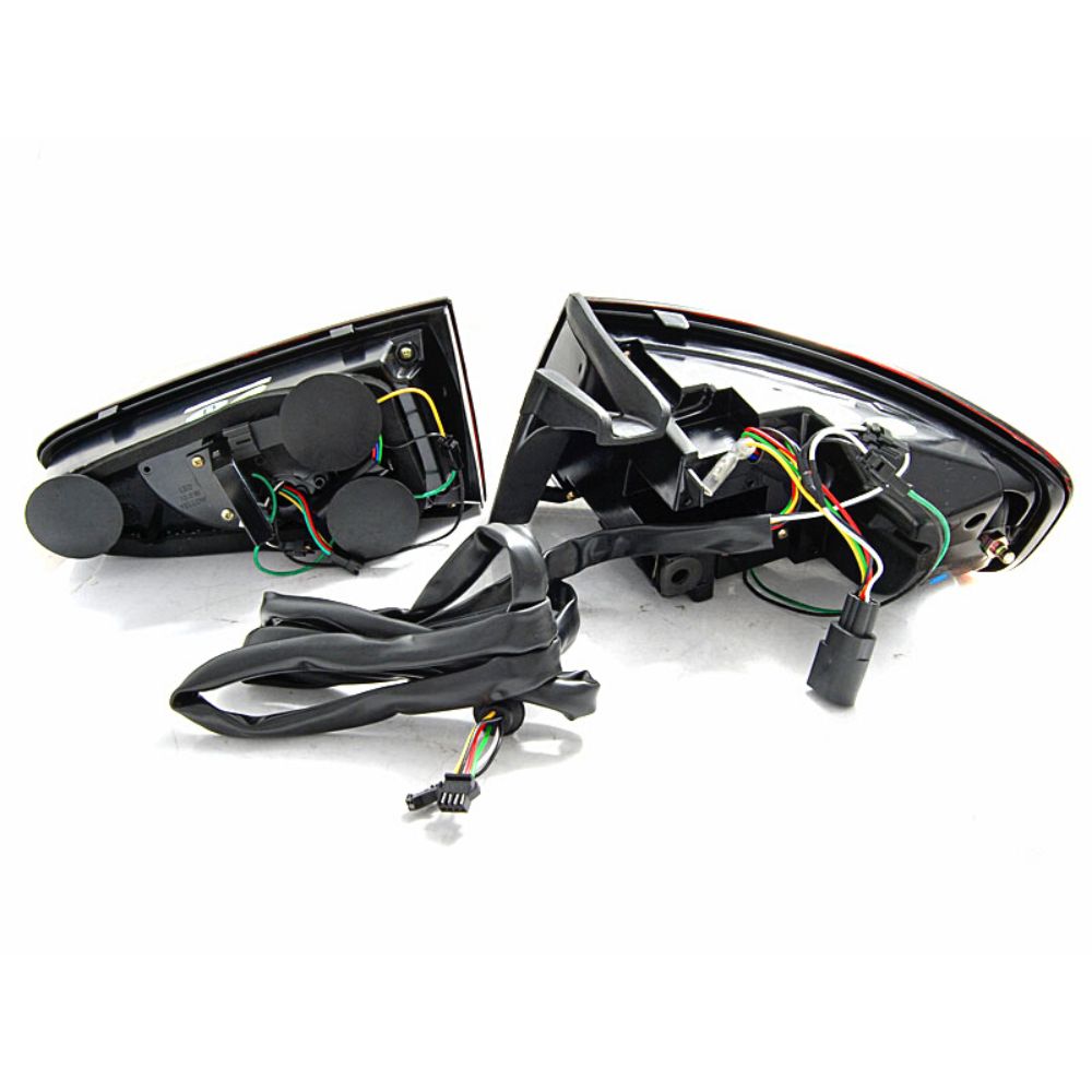Audi A4 B8 2012-2015 Audi A4 B8 2012-2015 LED-Rückleuchten LED SEQ Rot