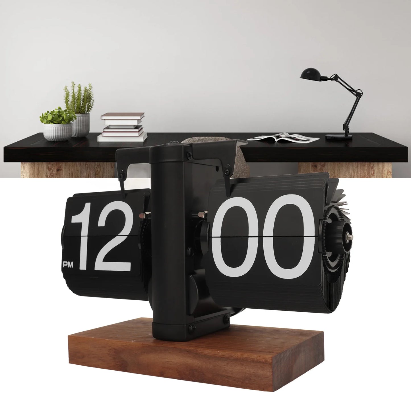 Vintage Flip Page Clock – Classic Mechanical Timepiece