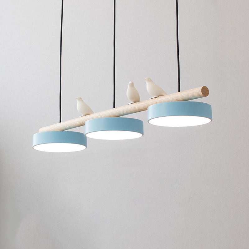 Skandinavische runde Harzvogel-Holz-lineare Insel LED-Kronleuchter-Leuchte