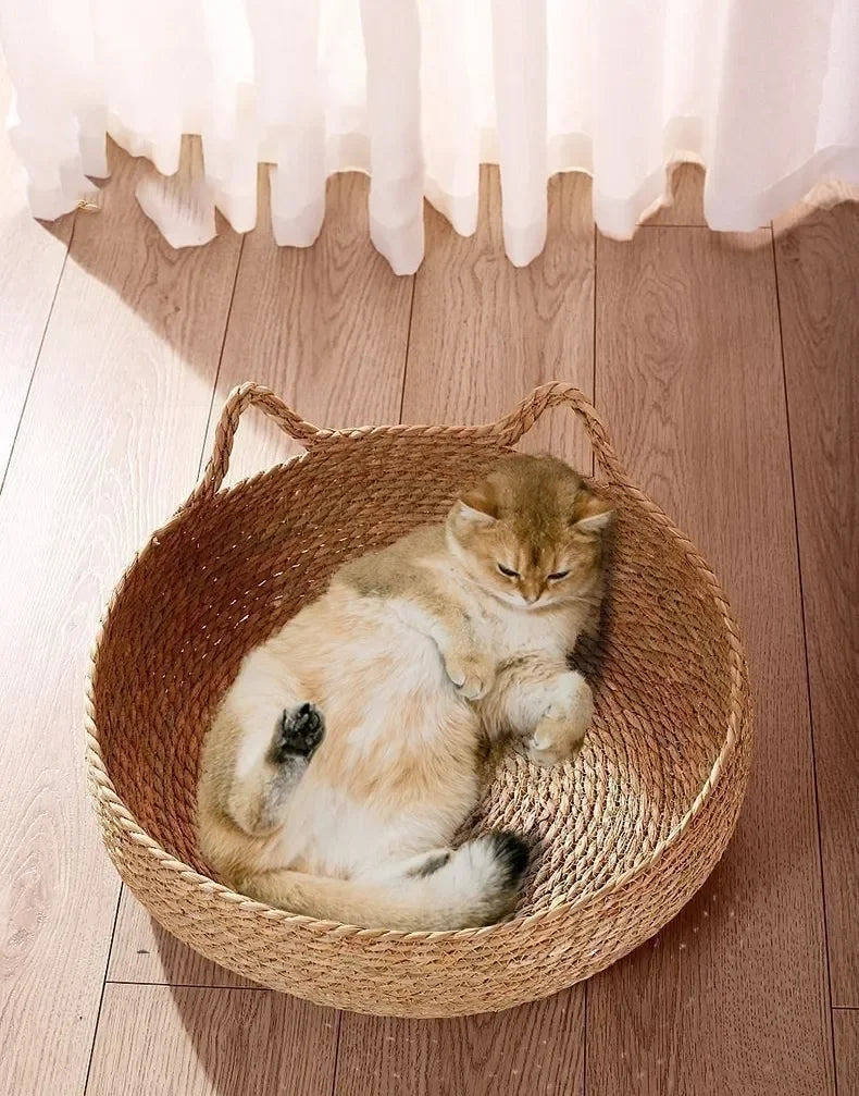 Hand-Woven Rattan Cat Nest – Cozy & Breathable for All Seasons