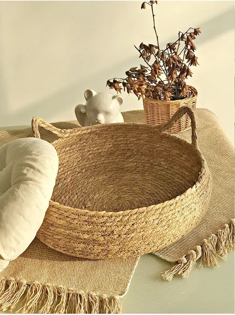 Hand-Woven Rattan Cat Nest – Cozy & Breathable for All Seasons