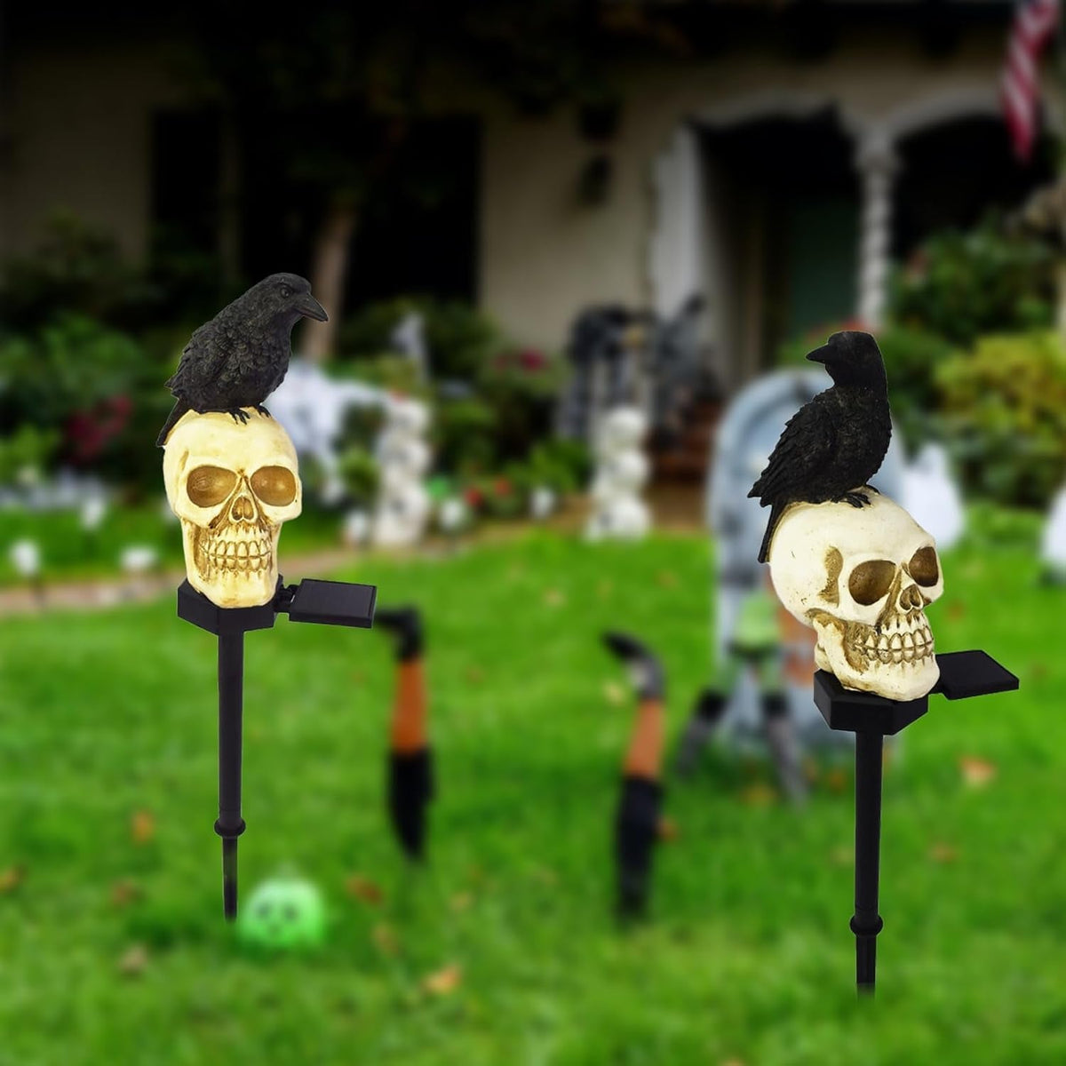 Hudson & Jurgen – Animated Solar Skull Garden Stake
