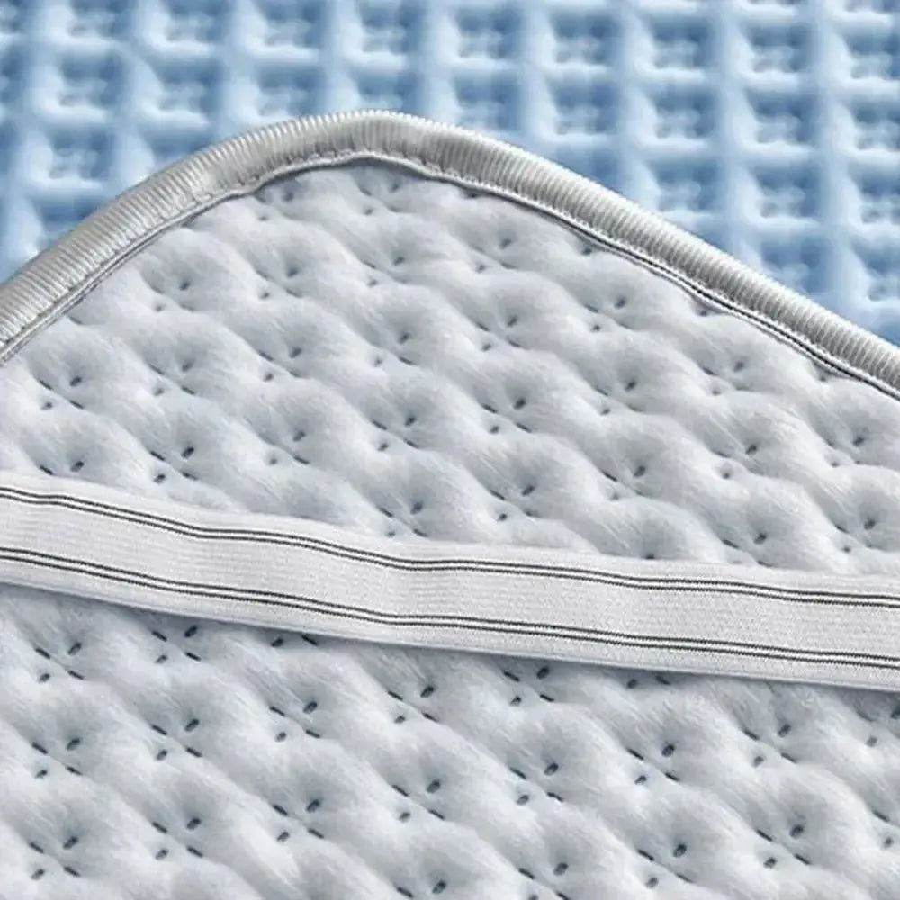Hudson & Jurgen – Cooling Mattress Pad with Breathable Ice Silk Fabric | Soft Design for Comfortable Summer Sleep