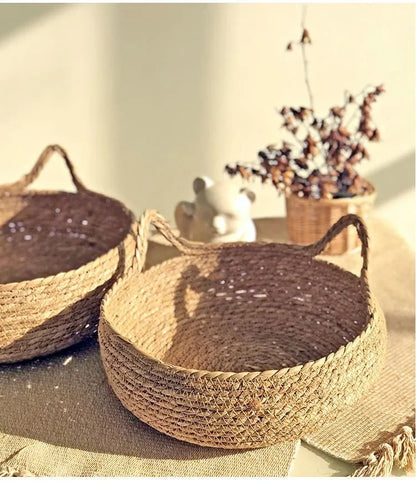 Hand-Woven Rattan Cat Nest – Cozy & Breathable for All Seasons