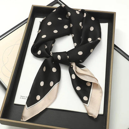 Hudson & Jurgen – Silk Charm Scarf | Plaid Pattern, Versatile Accessory