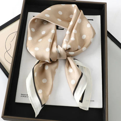 Hudson & Jurgen – Silk Charm Scarf | Plaid Pattern, Versatile Accessory