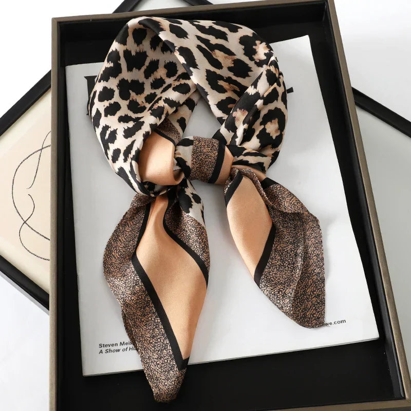 Hudson & Jurgen – Silk Charm Scarf | Plaid Pattern, Versatile Accessory