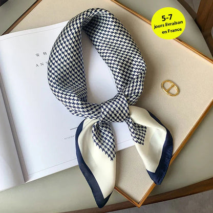Hudson & Jurgen – Silk Charm Scarf | Plaid Pattern, Versatile Accessory