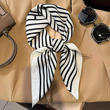 Hudson & Jurgen – Silk Charm Scarf | Plaid Pattern, Versatile Accessory