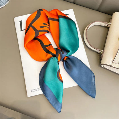 Hudson & Jurgen – Silk Charm Scarf | Plaid Pattern, Versatile Accessory
