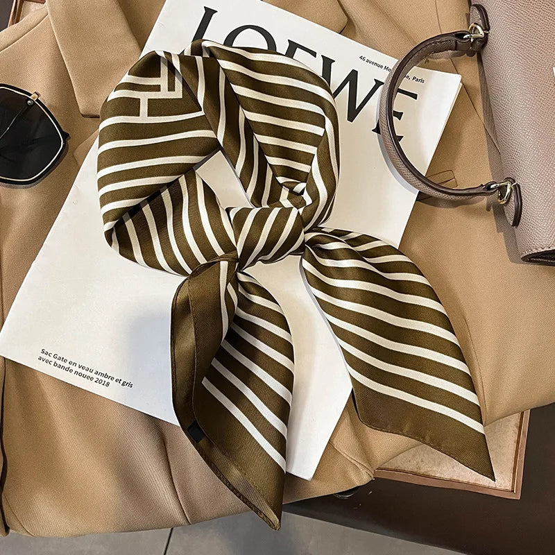 Hudson & Jurgen – Silk Charm Scarf | Plaid Pattern, Versatile Accessory