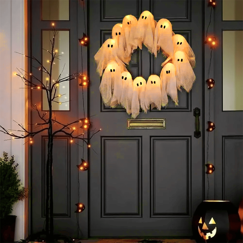 Hudson & Jurgen – Eerie Illuminated Halloween Wreath