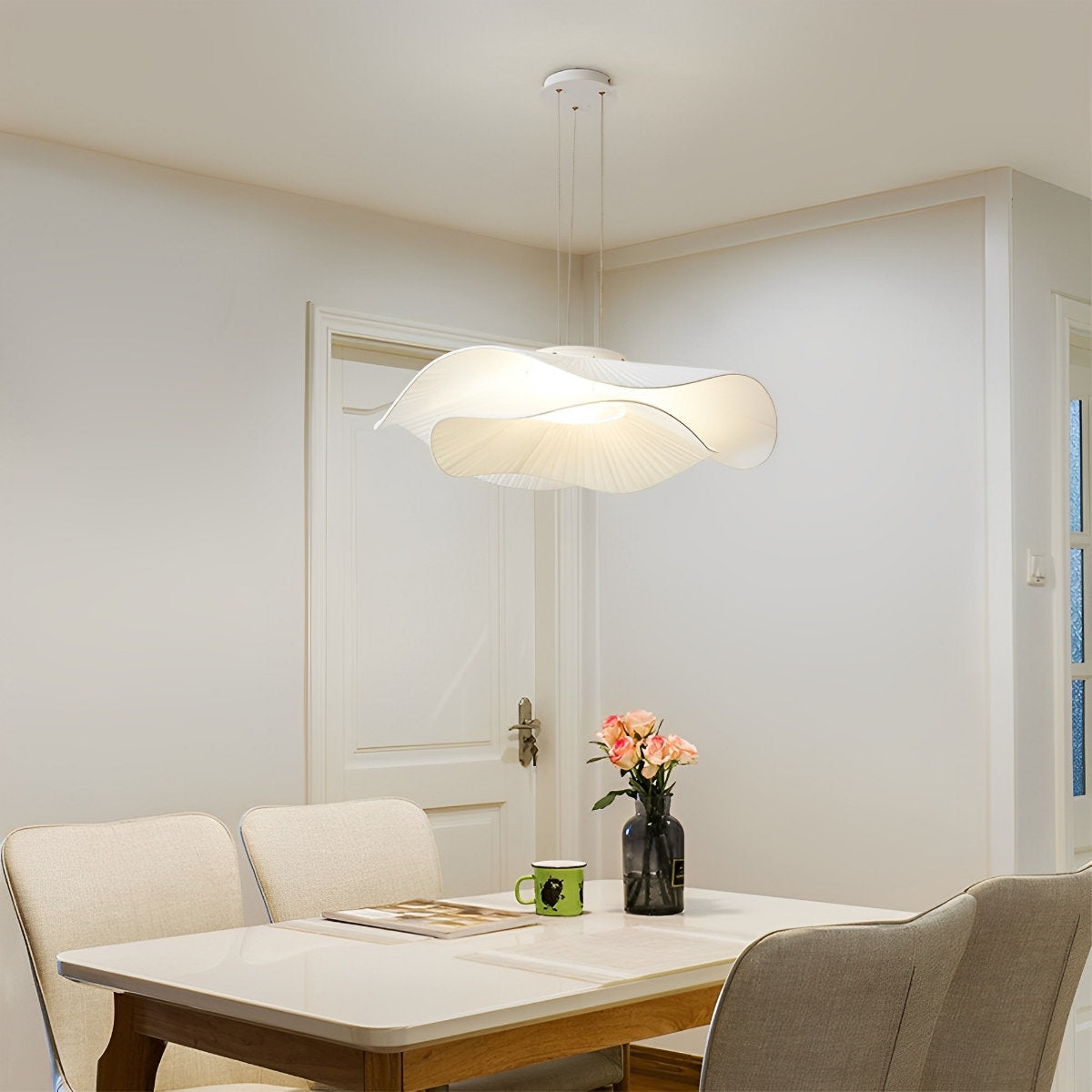 Modern Minimalist Art Lotus Leaf Pendant Lighting