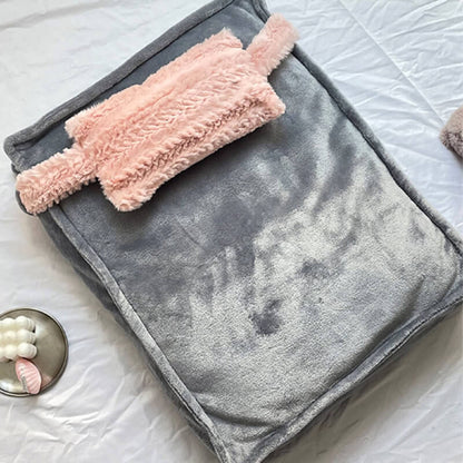 Legesygt lyserødt blødt kæledyrsseng med pude og tæppe