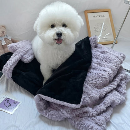 Legesygt lyserødt blødt kæledyrsseng med pude og tæppe